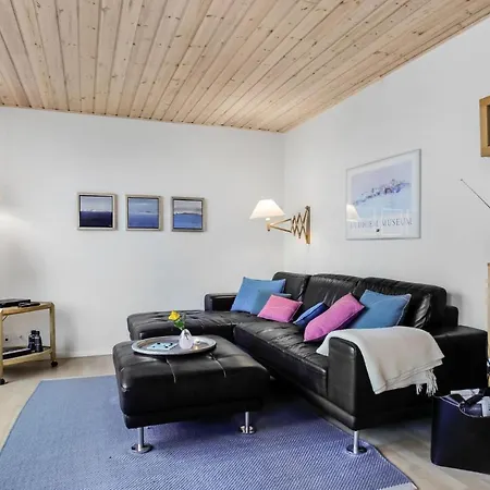 Amazing In With Kitchen Apartment